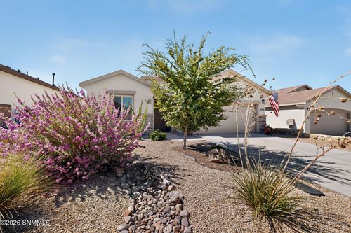 4755 Big Springs St, Las Cruces, NM, 88012-7509 | Card Image