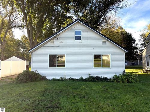 106 Webster St, Ithaca, MI, 48847-1721 | Card Image