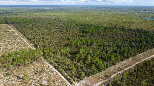 10 Fountain Dr, Fountain, FL, 32438 | Card Image