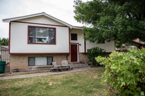 729 W 2300 N, Harrisville, UT, 84414-7084 | Card Image