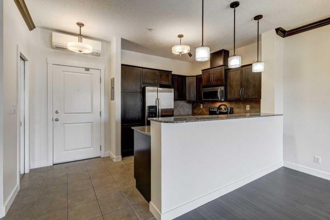 221 - 35 Inglewood Park Se, Home with 1 bedrooms, 1 bathrooms and 1 parking in Calgary AB | Image 4
