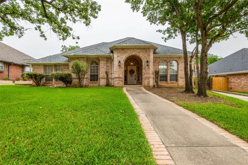2708 Steeplechase Ct, Hurst, TX, 76054-2287 | Card Image
