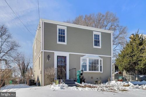 6904 Riggs Rd, HYATTSVILLE, MD, 20783-2932 | Card Image