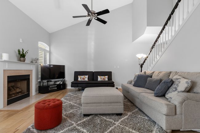 13-2 - 13355 W Heiden Cir, Townhouse with 2 bedrooms, 3 bathrooms and 2 parking in Lake Bluff IL | Image 12