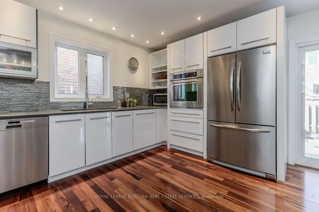 2382 Emerson Dr, House other with 4 bedrooms, 4 bathrooms and 2 parking in Burlington ON | Image 16
