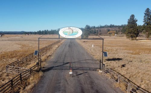 40-0 Cattle Dr, Chiloquin, OR, 97624 | Card Image