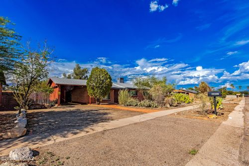 4807 E Helen St, Tucson, AZ, 85712-4717 | Card Image