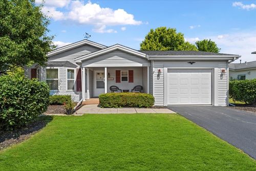 1504 Victory Ln, Grayslake, IL, 60030-9314 | Card Image