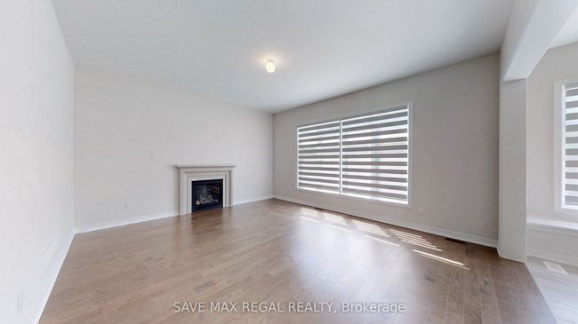 4 Rail Trail Crt, House other with 5 bedrooms, 4 bathrooms and 4 parking in Sutton West ON | Image 4