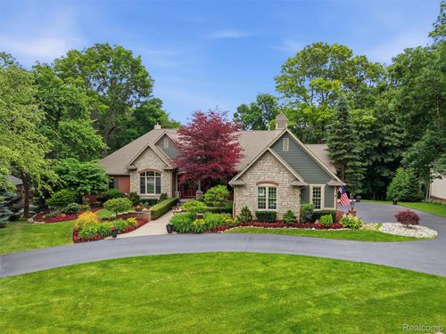 6146 Windstone Ln, Clarkston, MI, 48346-5013 | Card Image