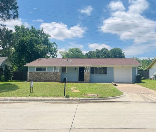 1905 Brookview Dr, Arlington, TX, 76010-4340 | Card Image