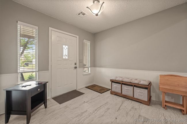 505 24 Th St, House other with 3 bedrooms, 2 bathrooms and null parking in Broken Arrow OK | Image 6
