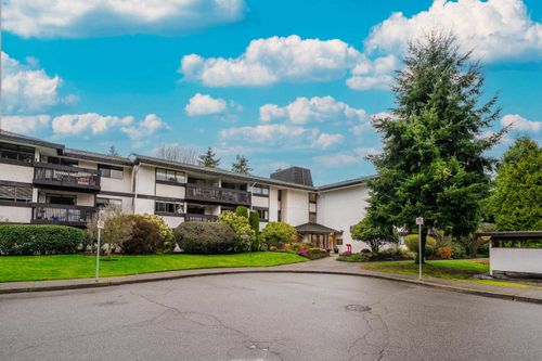 308-1561 Vidal St, White Rock, BC, V4B5A7 | Card Image