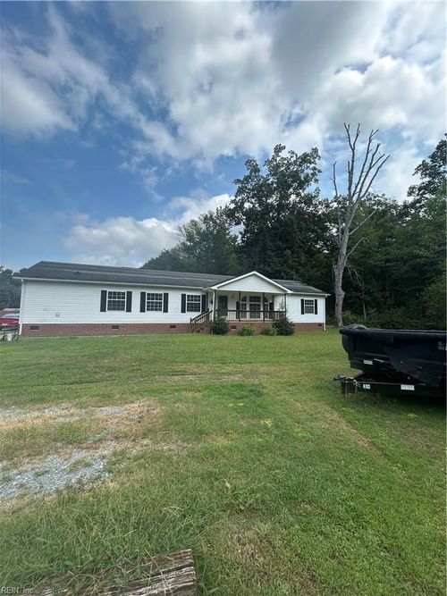 1422 Wilroy Rd, Suffolk, VA, 23434-2419 | Card Image