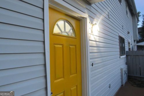 22 Fairview Dr, jonesboro, GA, 30238-5754 | Card Image