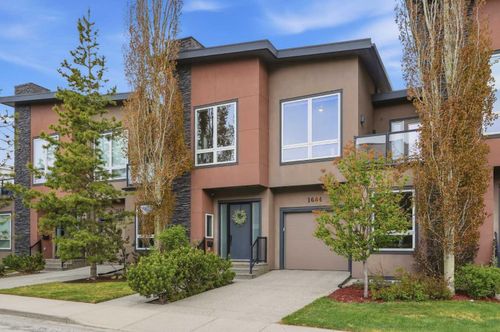 1684 37 Ave Sw, Calgary, AB, T2T5P5 | Card Image