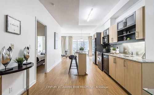 203-350 Wellington St W, Toronto, ON, M5V3W9 | Card Image