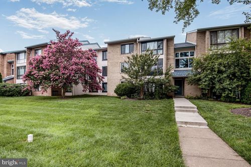 7313-10223 Valentino Dr, OAKTON, VA, 22124-2843 | Card Image