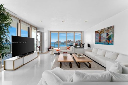 apt-901-800 S Pointe Dr, Miami Beach, FL, 33139-7169 | Card Image