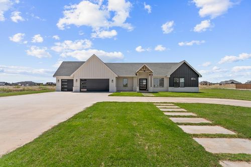 13720 E County Road 113, Midland, TX, 79706-2025 | Card Image