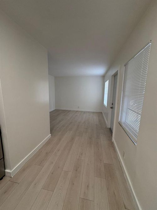5-600 Ne 46th Court, Oakland Park, FL, 33334 | Card Image
