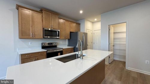 2613 River Birch Rd, HERNDON, VA, 20171 | Card Image