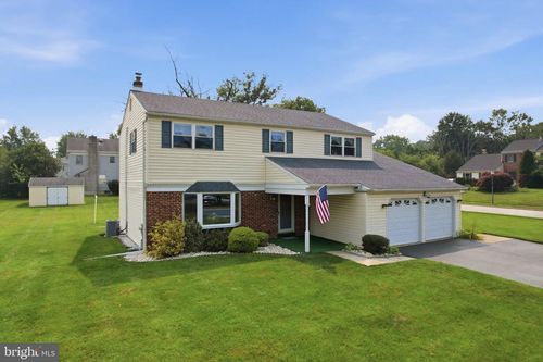 925 Fillmore Rd, NORRISTOWN, PA, 19403-4013 | Card Image