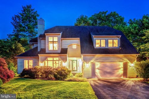 12021 Walnut Branch Rd, RESTON, VA, 20194-5616 | Card Image