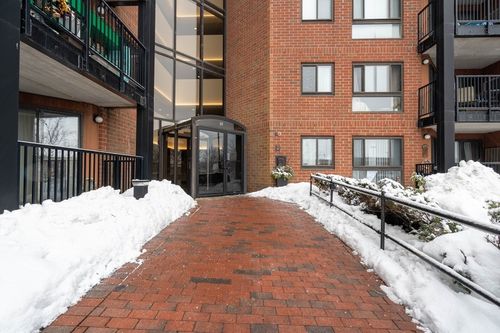 apt-114n-60 Rantoul St, Beverly, MA, 01915-5096 | Card Image