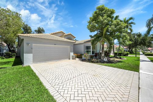 7891 Waterfall Ter, Boynton Beach, FL, 33437-3836 | Card Image