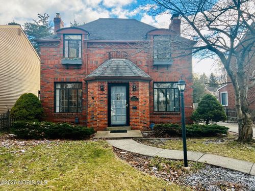 2729 Bradford Dr, Toledo, OH, 43614-4409 | Card Image