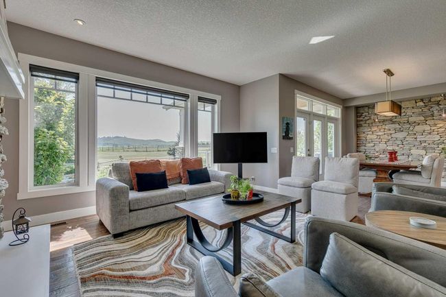 226018 30 Street W, House other with 2 bedrooms, 3 bathrooms and 8 parking in Rural Foothills County AB | Image 14