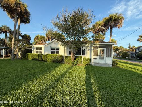 1096 E Coast Dr, ATLANTIC BEACH, FL, 32233-5516 | Card Image