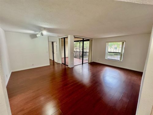 0-2479 Nw 49th Ter, Coconut Creek, FL, 33063-3886 | Card Image