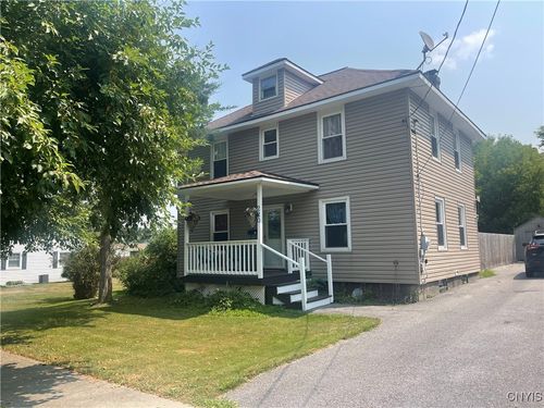 220 Wyoming Ave, Watertown, NY, 13601-3041 | Card Image