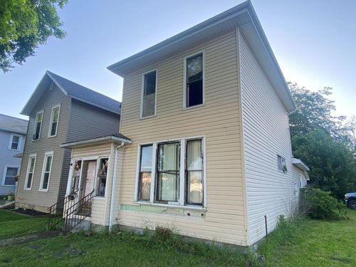211 S Madriver St, Bellefontaine, OH, 43311-1935 | Card Image