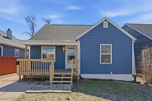 423 41st St Ne, Cedar Rapids, IA, 52402-5649 | Card Image