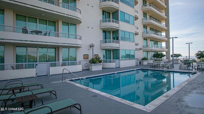 OC pool | Image 21