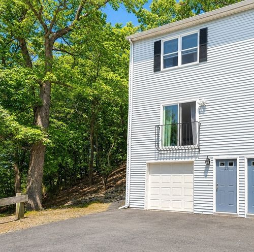 25-25 Gediminas St, Worcester, MA, 01610-2007 | Card Image
