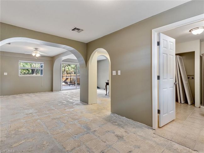 4724 Pembrooke Ln, House other with 3 bedrooms, 2 bathrooms and 2 parking in BONITA SPRINGS FL | Image 31