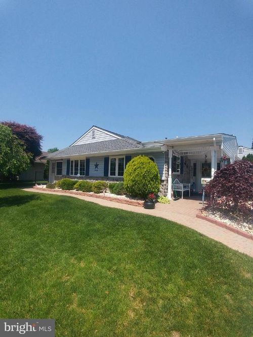 214 Alden Ave, MORRISVILLE, PA, 19067-4802 | Card Image