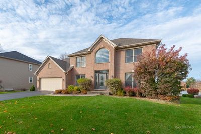 4611 Fesseneva Court, House other with 4 bedrooms, 3 bathrooms and 2 parking in Naperville IL | Image 2