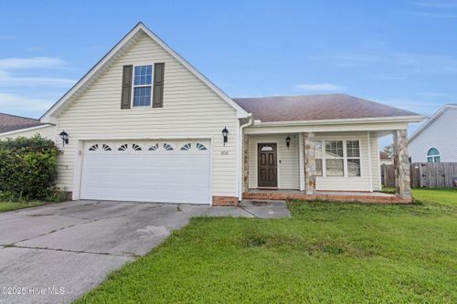 106 Frost Ct, New Bern, NC, 28560-8945 | Card Image