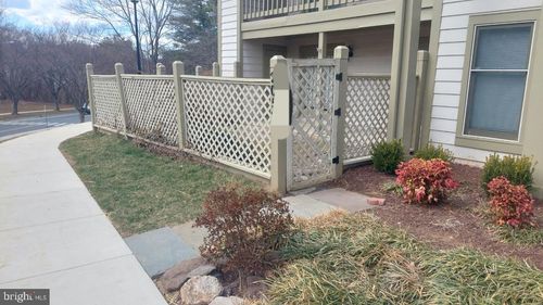 5-1-20523 Shadyside Way, GERMANTOWN, MD, 20874-2801 | Card Image