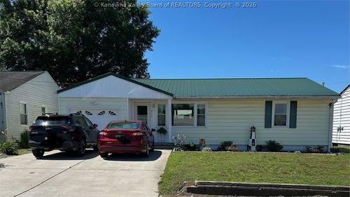 816 30th St, Point Pleasant, WV, 25550-1708 | Card Image