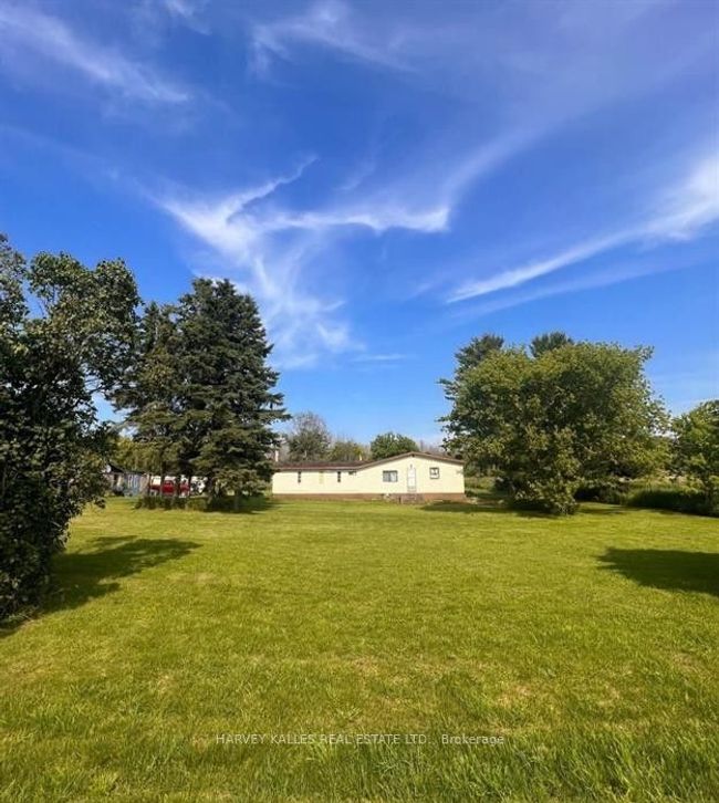 308 Quaker Rd, Home with 2 bedrooms, 1 bathrooms and 10 parking in Bloomfield ON | Image 12