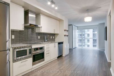 522 - 352 Front St W, Condo with 1 bedrooms, 1 bathrooms and null parking in Toronto ON | Image 2