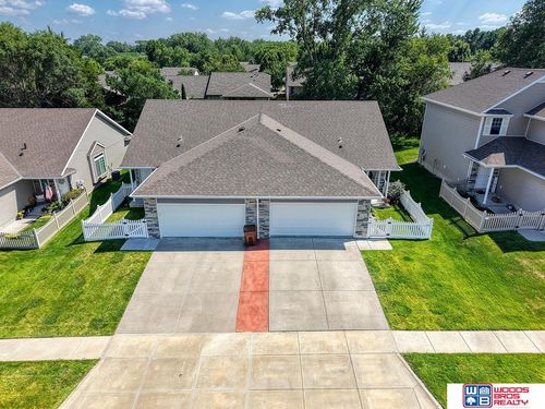 5733 Brendon Lane, Lincoln, NE, 68516 | Card Image