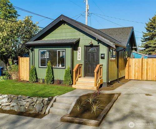 3529 E F St, Tacoma, WA, 98404-2138 | Card Image