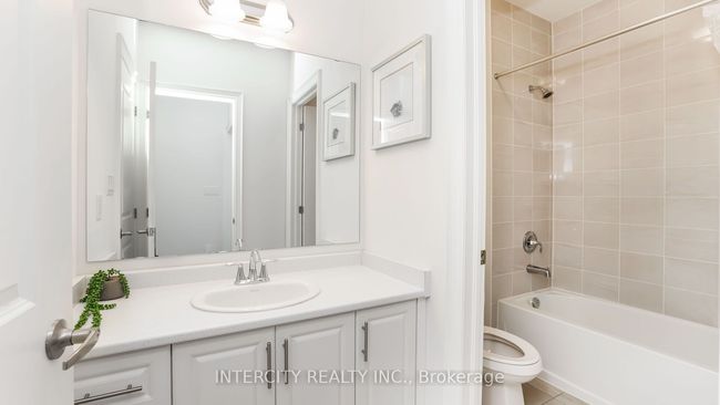 111 Walker Rd W, House other with 5 bedrooms, 4 bathrooms and 4 parking in Caledon ON | Image 32
